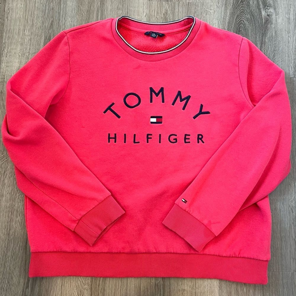 Tommy Hilfiger - Preppy Women’s Sweatshirt Pullover Red Top Striped Collar